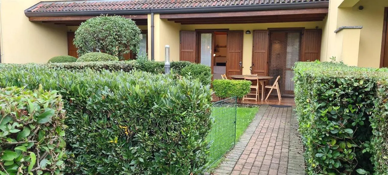 Appartamento La Casa di Lella in residence con piscina Paratico